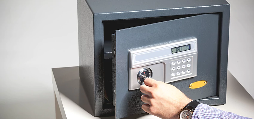 Jewelry Safe Unlocking Service in Galt, California